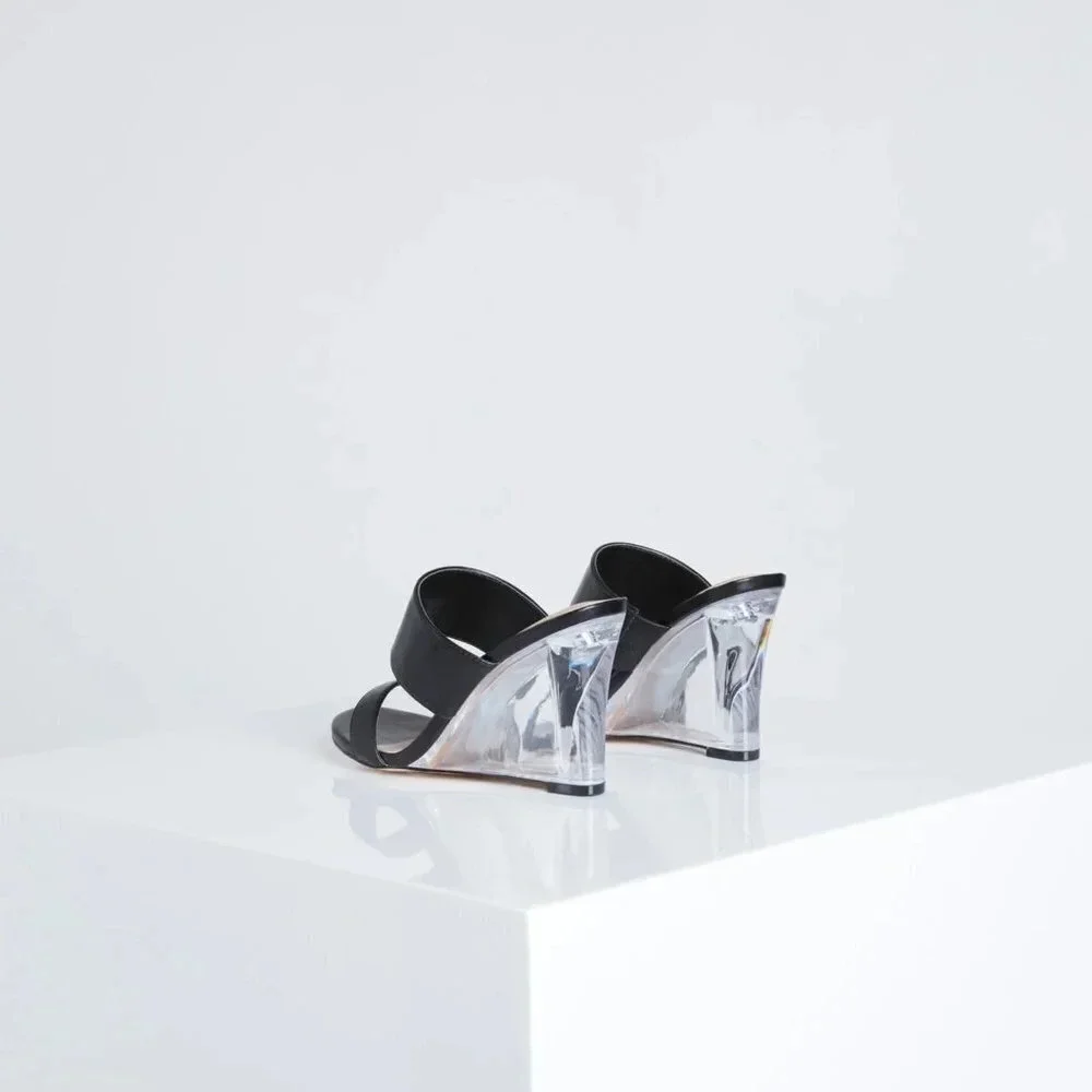 BCBGeneration Women's Walina Wedge Sandal in Black. Sz: 10